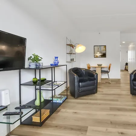 Apartment I Stueetagen Med Gratis Internet Sj3105 *
