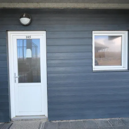 Apartment I Stueetagen Med Gratis Internet Sj3105